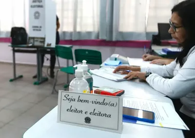 Pretendente precisa ter idade acima de 18 anos e estar em dia com a Justi&ccedil;a eleitoral