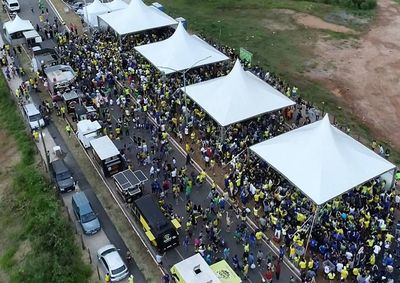 Evento ser&aacute; realizado na Via Noroeste, que est&aacute; interditada e recebe decora&ccedil;&atilde;o de mural gigante&nbsp;