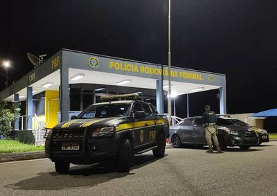Ve&iacute;culo caiu de altura de 10 metros em Cambu&iacute;. Crian&ccedil;a de 8 anos morreu e outro de 13 ferido gravemente