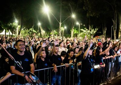 Evento evang&eacute;lico re&uacute;ne bandas regionais, adora&ccedil;&atilde;o coletiva e ambiente de comunh&atilde;o, f&eacute; e acolhimento