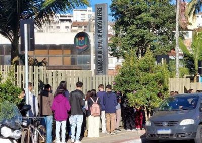 Um total de 2.087 oportunidades de emprego foi divulgado na &uacute;ltima sexta-feira