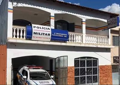Homem chegou em casa b&ecirc;bado, fez amea&ccedil;as e pegou objeto de madeira para golpear m&atilde;e e filhas