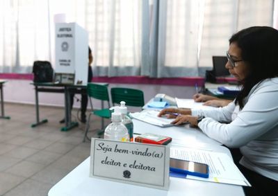 Durante o per&iacute;odo de vota&ccedil;&atilde;o, a legisla&ccedil;&atilde;o oferece uma esp&eacute;cie de "imunidade" para eleitores&nbsp;