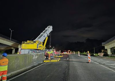 Concession&aacute;ria reprogramou i&ccedil;amento de passarela em Vargem para esta quinta-feira