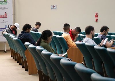 Destaques para operador de caixa, repositor, auxiliar operacional e auxiliar de expedi&ccedil;&atilde;o
