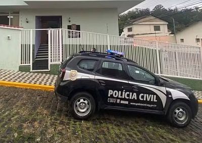 Agressor mantinha relacionamento com a v&iacute;tima e praticou o crime na resid&ecirc;ncia da mulher

