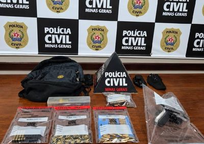 A&ccedil;&atilde;o policial apreendeu arma de fogo e 350 muni&ccedil;&otilde;es em endere&ccedil;o dos investigados em Itajub&aacute;&nbsp;