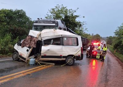 V&iacute;timas ficaram prensadas entre as ferragens e tiveram os &oacute;bitos confirmados no local&nbsp;&nbsp;