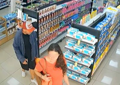 Os dois agiram no mesmo local por duas vezes e foram flagrados por c&acirc;meras de seguran&ccedil;a