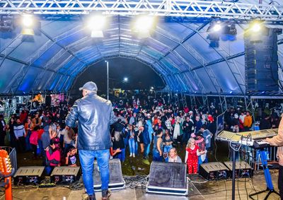Evento acontece no Campo do Lote 10, e oferece programa&ccedil;&atilde;o variada at&eacute; domingo
