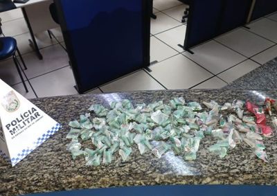 Den&uacute;ncia levou os policiais a uma &aacute;rea de mata no bairro Freitas Soares. Ningu&eacute;m foi preso.