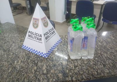 Material entorpecente estava escondido em carro abandonado no bairro Cidade Alegria