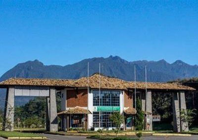 Penedo, Maring&aacute;, Maromba e o Parque Nacional impulsionam o turismo e fortalecem a economia local durante os meses mais frios do ano