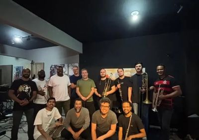 Iniciativa da Associa&ccedil;&atilde;o Comunit&aacute;ria de Artes de Itatiaia (ACAI) ser&aacute; lan&ccedil;ada no Clube Finl&acirc;ndia  com releitura do cl&aacute;ssico da banda Farofa Carioca