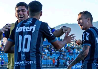 Gigante do Vale decide o t&iacute;tulo contra o Americano. Primeira partida no pr&oacute;ximo s&aacute;bado, dia 25, no Est&aacute;dio do Trabalhador