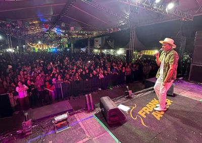 Segunda noite do evento tamb&eacute;m teve apresenta&ccedil;&atilde;o de uma banda de festa junina de Angra dos Reis e outra manifesta&ccedil;&otilde;es culturais