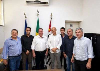 Parlamentar foi recebido por autoridades municipais, visitou obra da nova UBS e concedeu entrevista ao Portal da Cidade