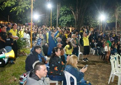 Prefeitura convida a popula&ccedil;&atilde;o para acompanhar o duelo das oitavas de final da Copa em clima de festa e confraterniza&ccedil;&atilde;o
