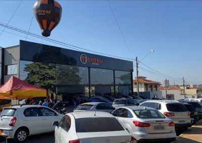 Clientes poder&atilde;o aproveitar taxas diferenciadas, ve&iacute;culos com pre&ccedil;os abaixo da Tabela FIPE e ainda ganhar um kit churrasco na compra de um carro.