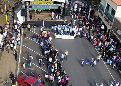 Tradicional evento re&uacute;ne escolas, projetos e entidades nesta quinta-feira (9), a partir das 9h, na Rua Prudente de Moraes.