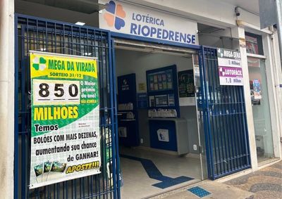 Al&eacute;m da Lotof&aacute;cil, a Quina tamb&eacute;m acumulou. Apostas podem ser feitas presencialmente ou pelo WhatsApp, com cotas reservadas via Pix.
