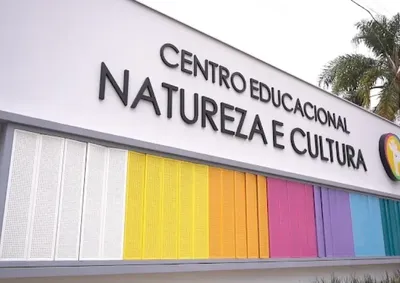 Pais que renovarem a matr&iacute;cula entre 1&ordm; de setembro e 9 de outubro garantem desconto e ainda concorrem a uma viagem para Santa Catarina.