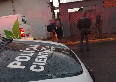Corpo foi localizado na noite desta ter&ccedil;a-feira em resid&ecirc;ncia na Rua Piracicaba, no bairro Luiz Massud Coury; causa da morte ser&aacute; investigada