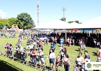 Evento realizado no domingo (18), no Camp&atilde;o, contou com atra&ccedil;&otilde;es gratuitas, distribui&ccedil;&atilde;o de alimentos, apresenta&ccedil;&otilde;es e sorteio de bicicletas.