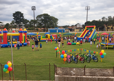 Evento come&ccedil;a &agrave;s 8h e ter&aacute; brinquedos infl&aacute;veis, distribui&ccedil;&atilde;o de alimentos, apresenta&ccedil;&otilde;es e sorteio de bicicletas