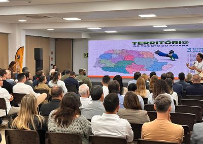 Implanta&ccedil;&atilde;o oficial do Territ&oacute;rio Tur&iacute;stico Cataratas do Igua&ccedil;u e Caminhos ao Lago de Itaipu ocorreu em solenidade em Foz do Igua&ccedil;u