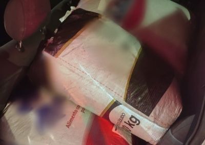 Na granja, o empregado confessou o furto, alegando d&iacute;vidas como motivo, e disse vender a ra&ccedil;&atilde;o a R$0,50 o quilo