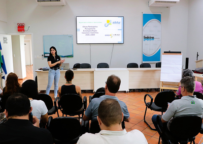A a&ccedil;&atilde;o contou com a presen&ccedil;a de diretores e associados para tra&ccedil;ar os objetivos de trabalho