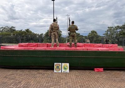 As equipes monitoravam a &aacute;rea quando identificaram uma embarca&ccedil;&atilde;o deixando a margem paraguaia em dire&ccedil;&atilde;o ao Brasil