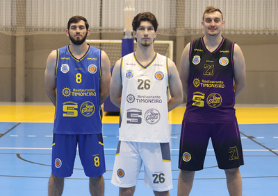 Equipe sub-17 enfrenta Uni&atilde;o Lobo Guarapuava no s&aacute;bado e P.M Toledo/Abatol na segunda, enquanto o time adulto encara o Foz Basquete no domingo, em Toledo