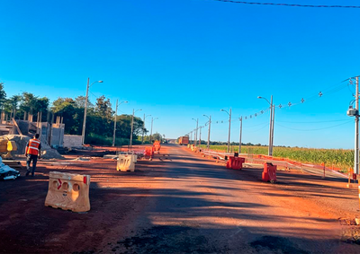 &Uacute;ltimos servi&ccedil;os preparam a estrada para a entrega, melhorando a seguran&ccedil;a e o acesso ao porto de travessia para Santa Helena