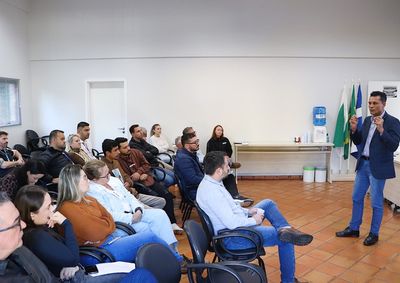 Objetivo &eacute; atender &agrave;s administra&ccedil;&otilde;es municipais com a elabora&ccedil;&atilde;o de projetos em busca de recursos