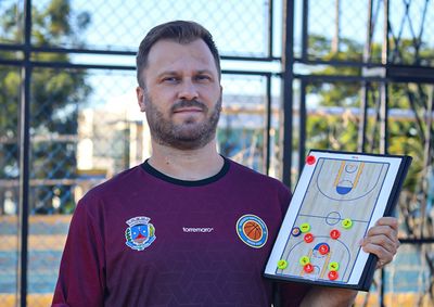 Treinador de Santa Helena far&aacute; parte da comiss&atilde;o t&eacute;cnica durante os treinamentos em Curitiba e a disputa do Sul-Brasileiro, em Brusque (SC)