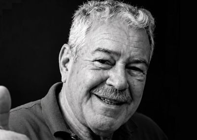Kirinus mudou-se para o Paran&aacute; em 1975, assumindo o pastorado da IECLB no ent&atilde;o distrito de Entre Rios do Oeste, na &eacute;poca pertencente ao munic&iacute;pio de MCR  
