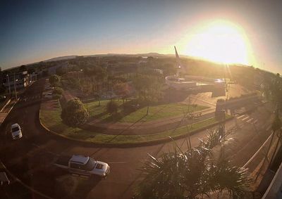 Simepar prev&ecirc; dia sem chuva, com sol predominando e temperaturas mais elevadas &agrave; tarde no munic&iacute;pio