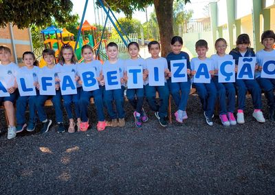 Mobiliza&ccedil;&atilde;o refor&ccedil;a o papel das fam&iacute;lias no incentivo &agrave; leitura e acompanha o desempenho de estudantes do 2&ordm; ano do ensino fundamental