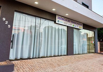 &Eacute; necess&aacute;rio que os interessados compare&ccedil;am presencialmente na ag&ecirc;ncia tendo em m&atilde;os os documentos pessoais da Carteira de Trabalho, RG e CPF