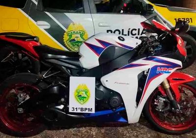 Homem apresentava sinais de embriaguez, recusou o teste do baf&ocirc;metro e teve a motocicleta recolhida pela Pol&iacute;cia Militar