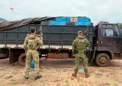 Carga foi interceptada durante opera&ccedil;&atilde;o integrada na regi&atilde;o do Lago de Itaipu; motorista conseguiu fugir pela mata