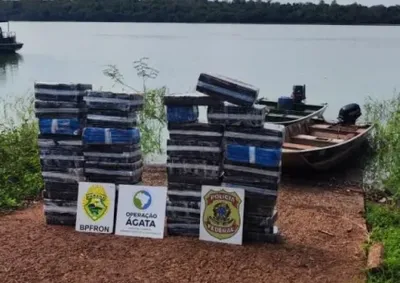 BPFRON, Pol&iacute;cia Federal e Marinha apreendem 672 quilos de maconha no Lago de Itaipu, em Santa Helena