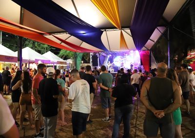 Evento de 13 a 15 de mar&ccedil;o re&uacute;ne cinco cervejarias locais e programa&ccedil;&atilde;o cultural gratuita no Largo do CIAM