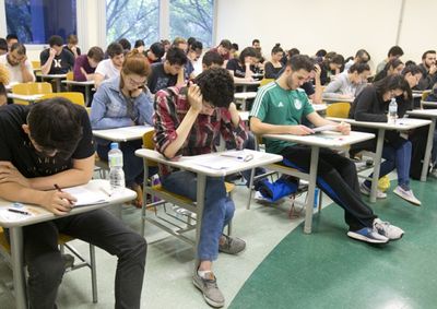 Conselho da USP aprovou novo modelo que inclui disciplinas como Arte e Educa&ccedil;&atilde;o F&iacute;sica; primeira fase ter&aacute; 80 quest&otilde;es no vestibular deste ano