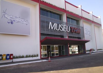 Parte da cole&ccedil;&atilde;o hist&oacute;rica que estava em S&atilde;o Carlos come&ccedil;a a ser exibida no Campo de Marte com a abertura da primeira fase do Museu Aeroespacial Paulista
