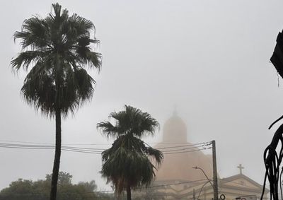 Mudan&ccedil;a no tempo come&ccedil;a nesta quinta-feira (23) com pancadas de chuva e rajadas de vento em S&atilde;o Carlos; term&ocirc;metros devem cair para cerca de 15&deg;C