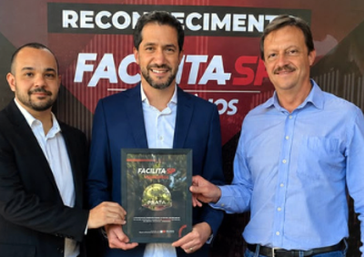 Reconhecimento estadual premia avan&ccedil;os na desburocratiza&ccedil;&atilde;o e digitaliza&ccedil;&atilde;o de servi&ccedil;os para agilizar a abertura de novas empresas na cidade
