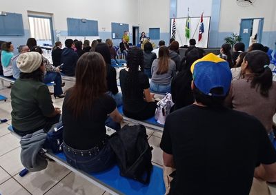 Parceria com o Centro Paula Souza viabiliza forma&ccedil;&atilde;o gratuita para 35 alunos na Escola Municipal &Aacute;lvaro Callado; iniciativa fortalece economia local